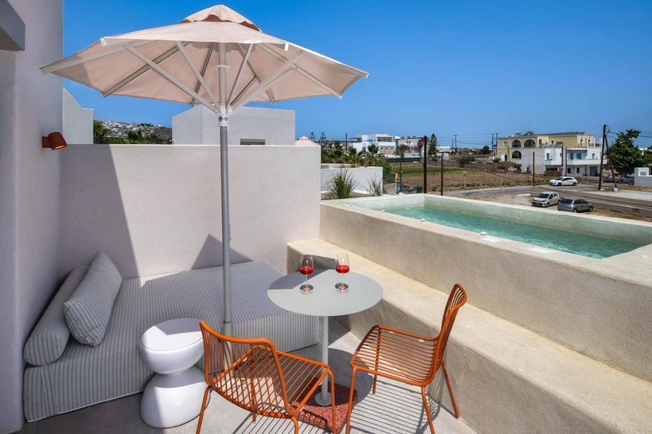 Viva Nove Suites Kamari  Bagian luar foto