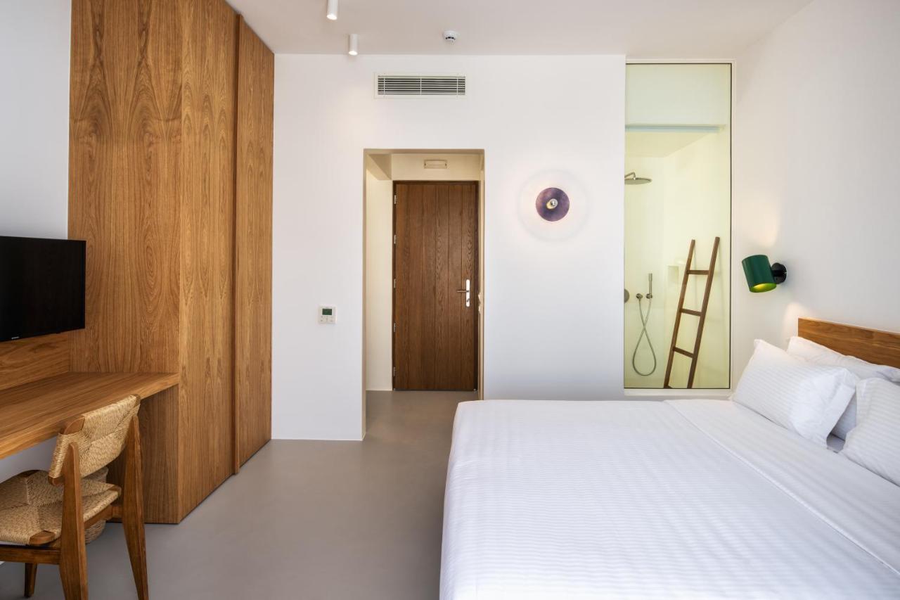 Viva Nove Suites Kamari  Bagian luar foto