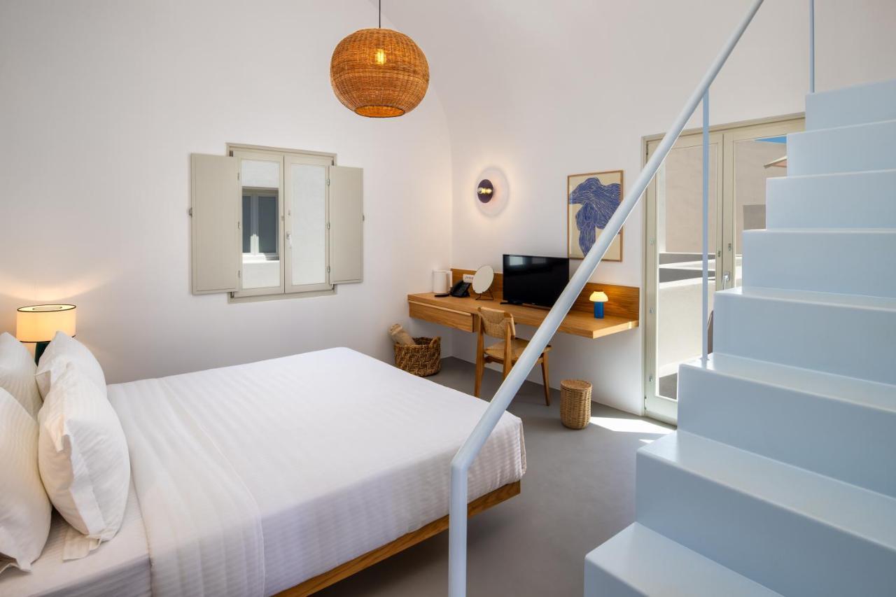 Viva Nove Suites Kamari  Bagian luar foto