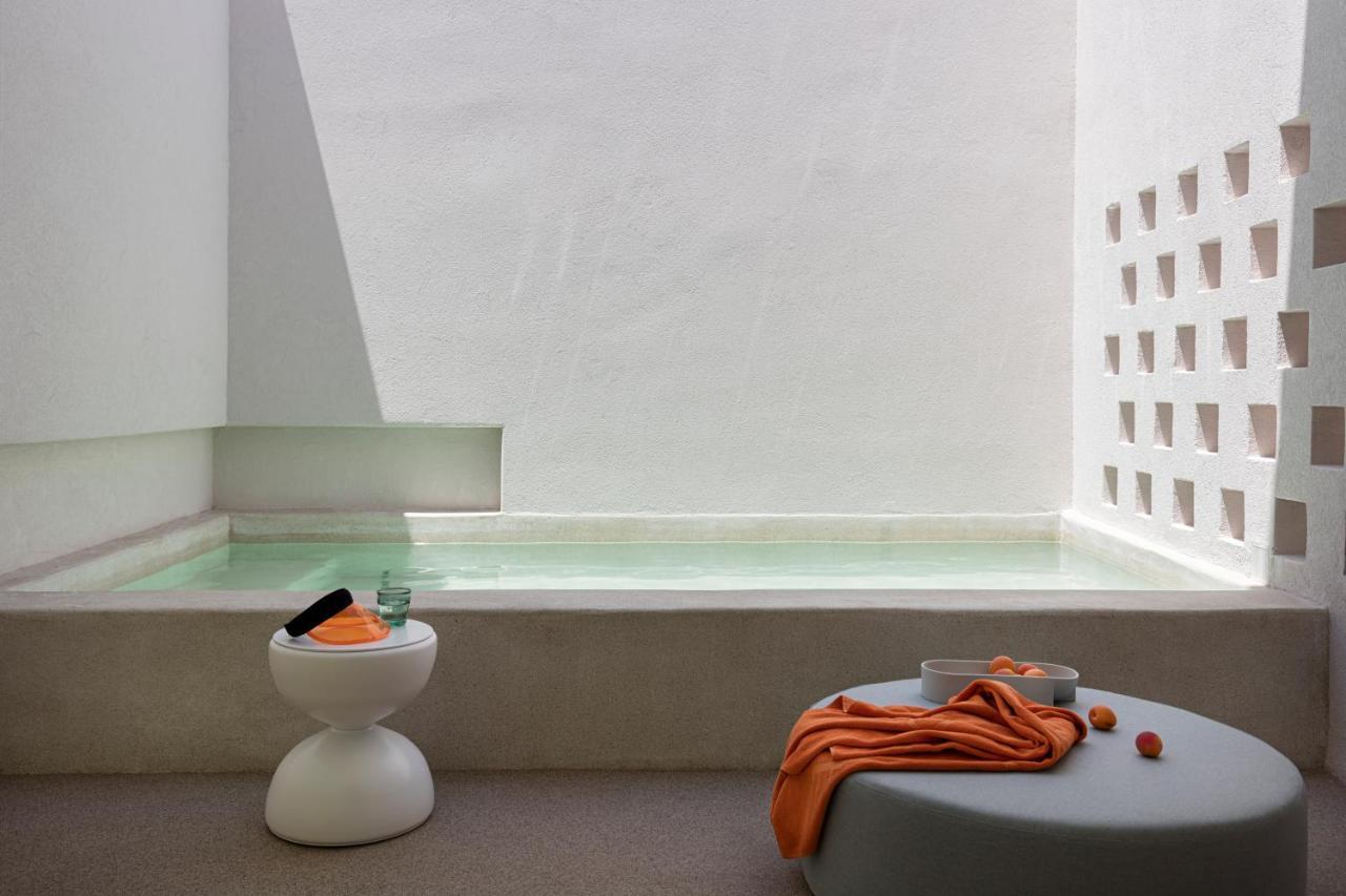 Viva Nove Suites Kamari  Bagian luar foto